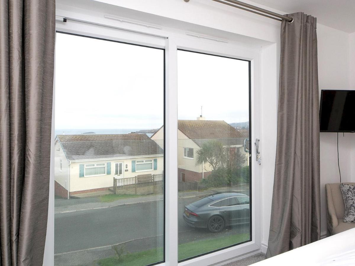 Pass The Keys Modern Coastal Home In Bull Bay Amlwch Zewnętrze zdjęcie
